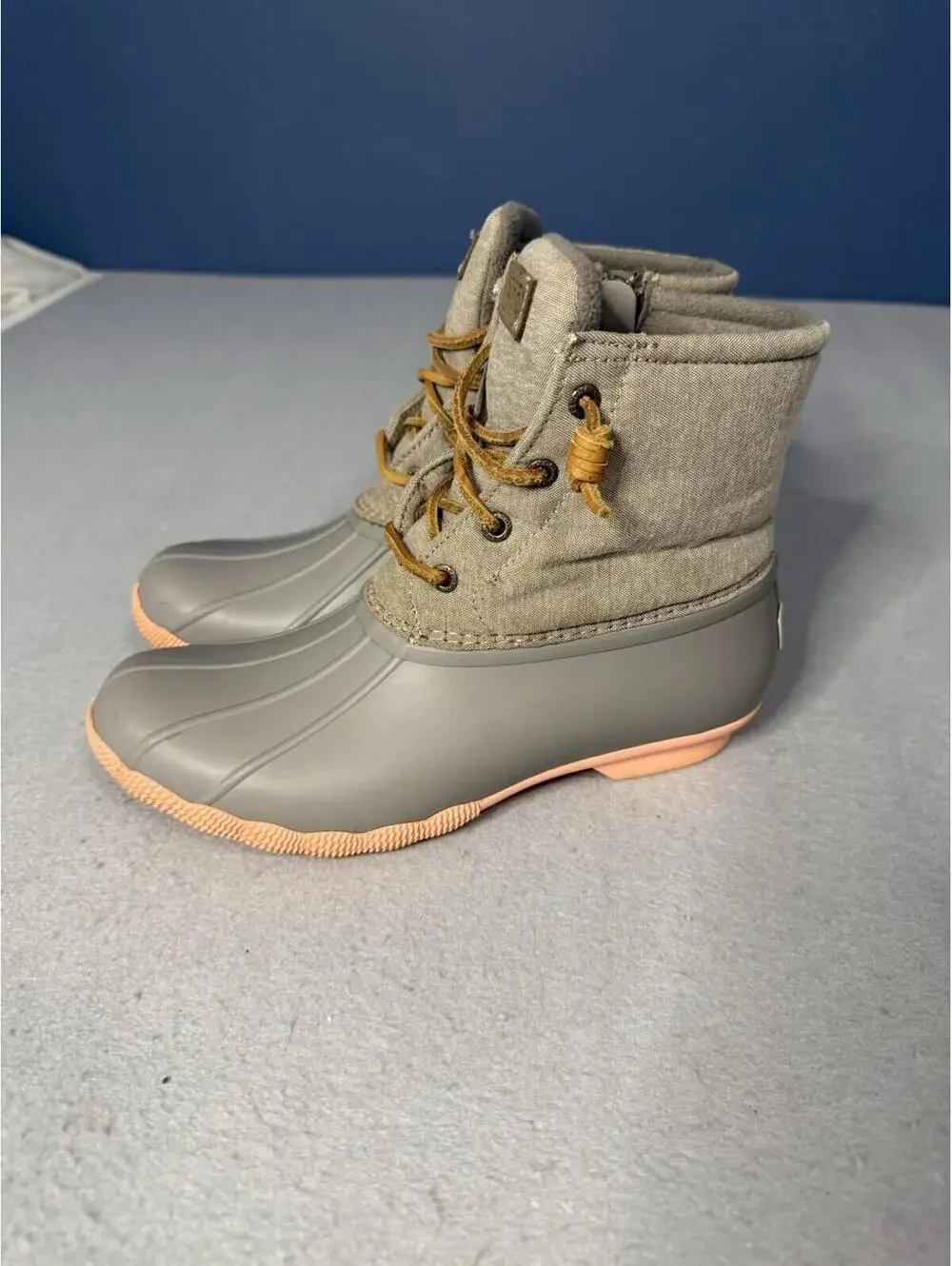 Sperry Saltwater Canvas Duck Boots Womens‎ 8 Grey Tan Coral STS85226 Waterproof